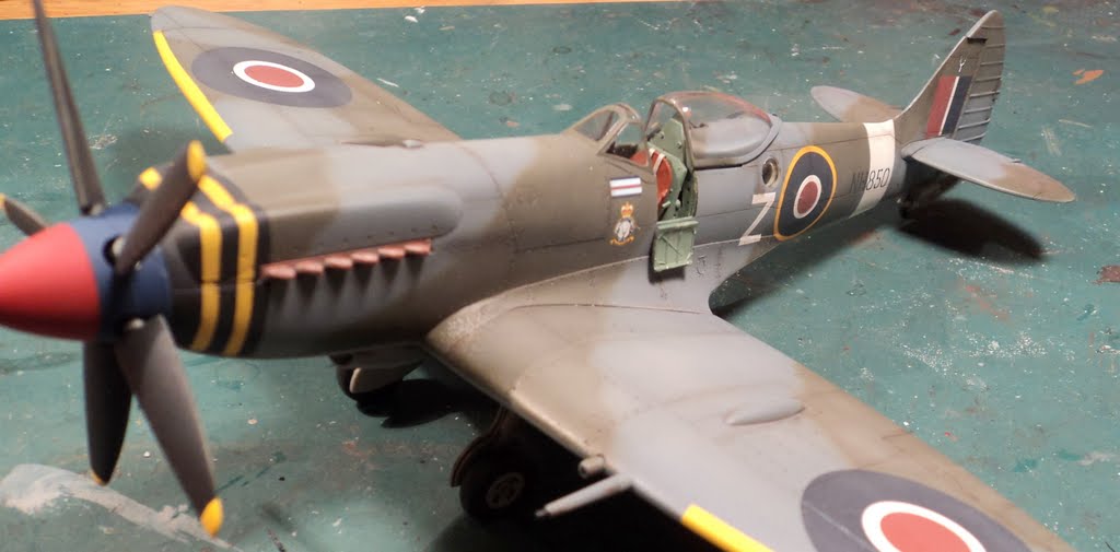 Academy’s 1/48 Spitfire Mk. XIVe- conversion to Mk. XVIIIe